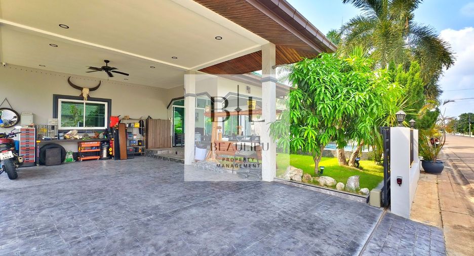 For rent そして for sale 3 ベッドルーム house in Bang Lamung, Chonburi