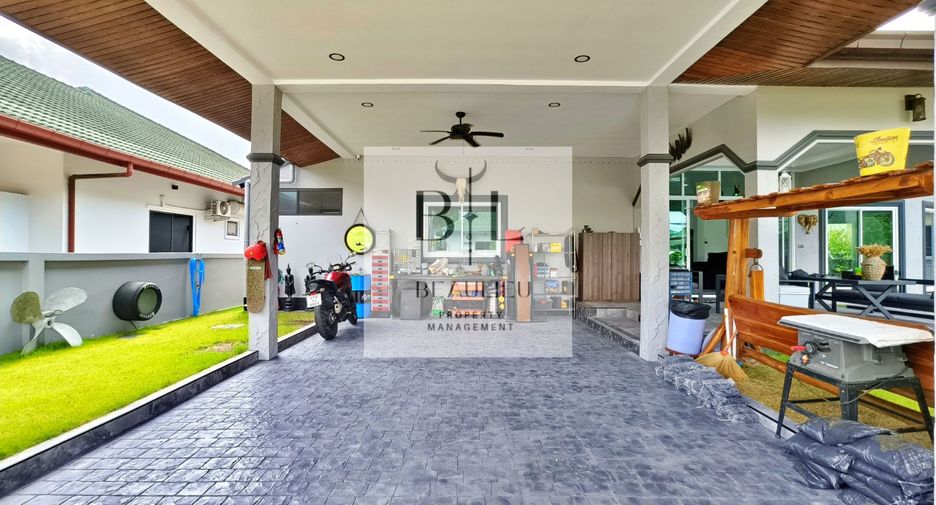 For rent そして for sale 3 ベッドルーム house in Bang Lamung, Chonburi