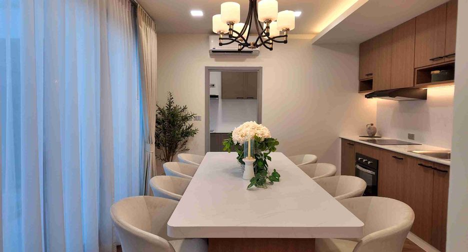 For sale and for rent 4 bedrooms villa in Sattahip, Chonburi