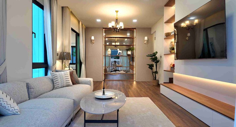 For sale and for rent 4 bedrooms villa in Sattahip, Chonburi