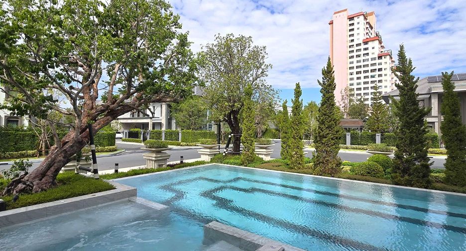 For sale 4 bedrooms house in Rat Burana, Bangkok