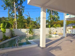 For sale 4 bedrooms villa in Ko Samui, Surat Thani