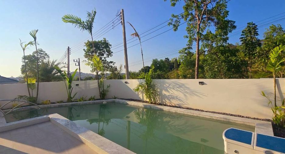 For sale 4 bedrooms villa in Ko Samui, Surat Thani