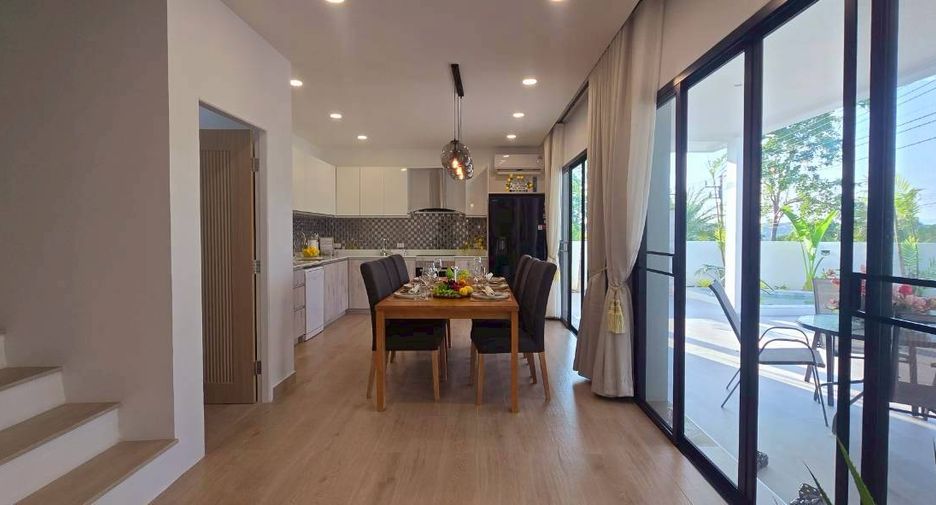 For sale 4 bedrooms villa in Ko Samui, Surat Thani
