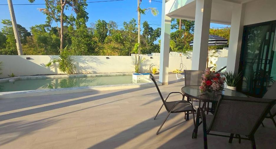 For sale 4 bedrooms villa in Ko Samui, Surat Thani