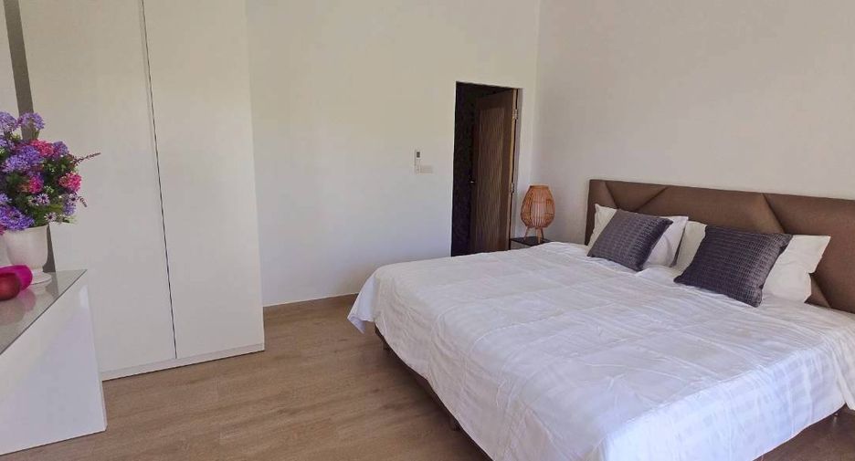 For sale 4 bedrooms villa in Ko Samui, Surat Thani