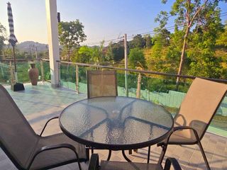 For sale 4 bedrooms villa in Ko Samui, Surat Thani