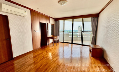 For rent 3 bedrooms condo in Yan Nawa, Bangkok