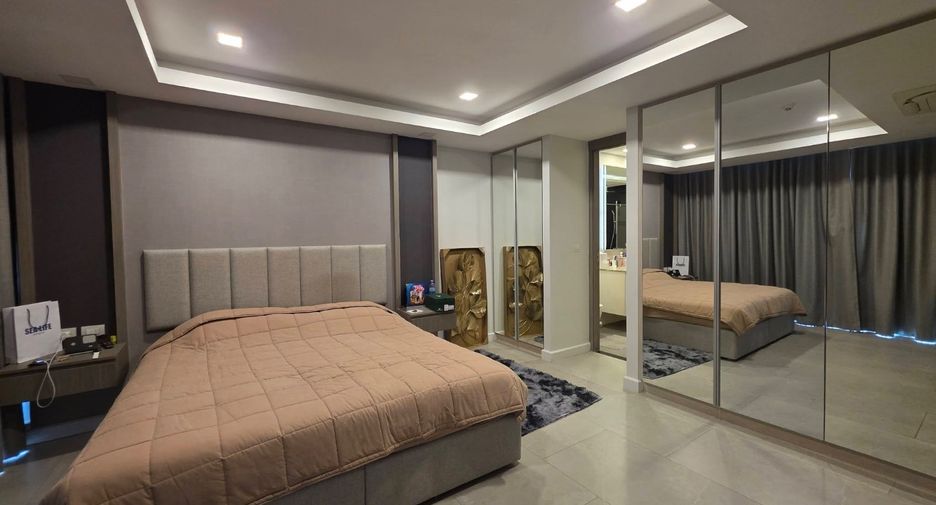 For rent 3 bedrooms condo in Bang Lamung, Chonburi
