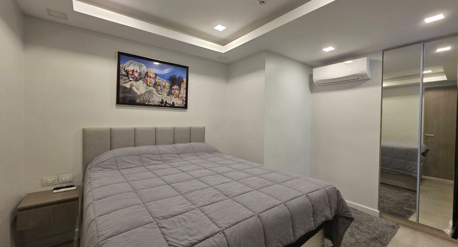 For rent 3 bedrooms condo in Bang Lamung, Chonburi