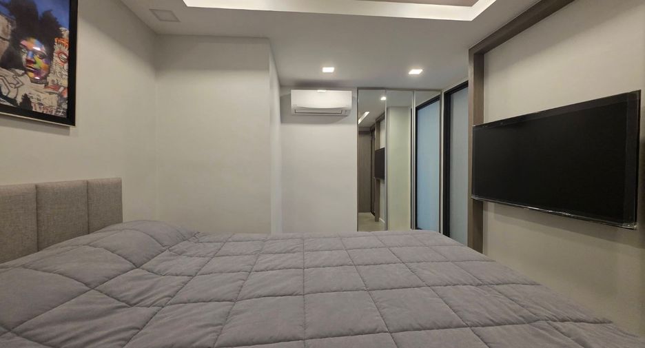 For rent 3 bedrooms condo in Bang Lamung, Chonburi