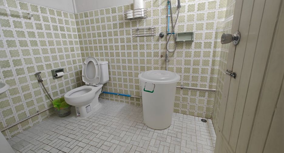 Haus zur Miete mit 4 Zimmer in Chatuchak, Bangkok