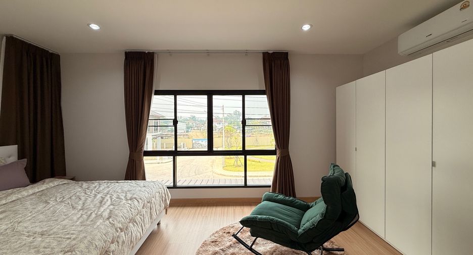Casa en alquiler de 3 habitaciones en San Kamphaeng, Chiang Mai