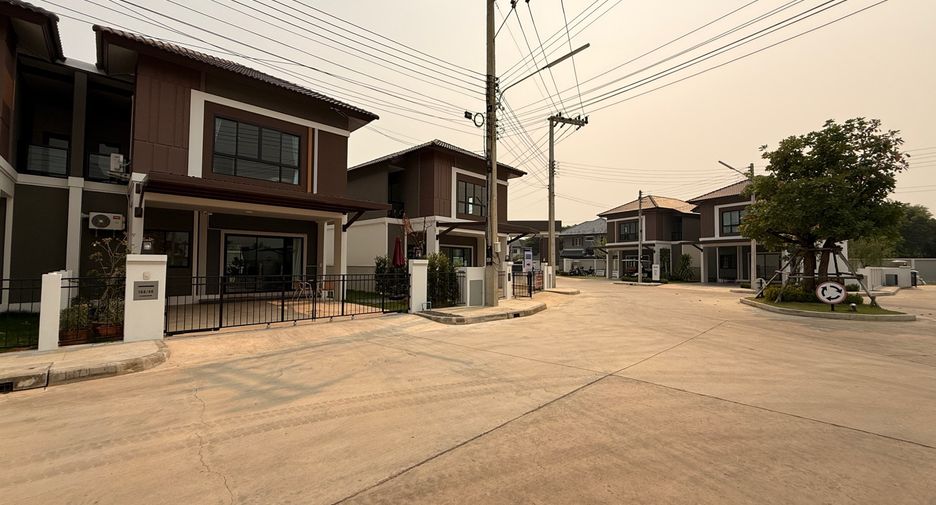 Casa en alquiler de 3 habitaciones en San Kamphaeng, Chiang Mai