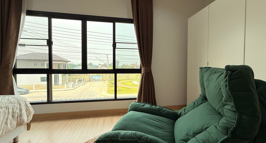 Casa en alquiler de 3 habitaciones en San Kamphaeng, Chiang Mai