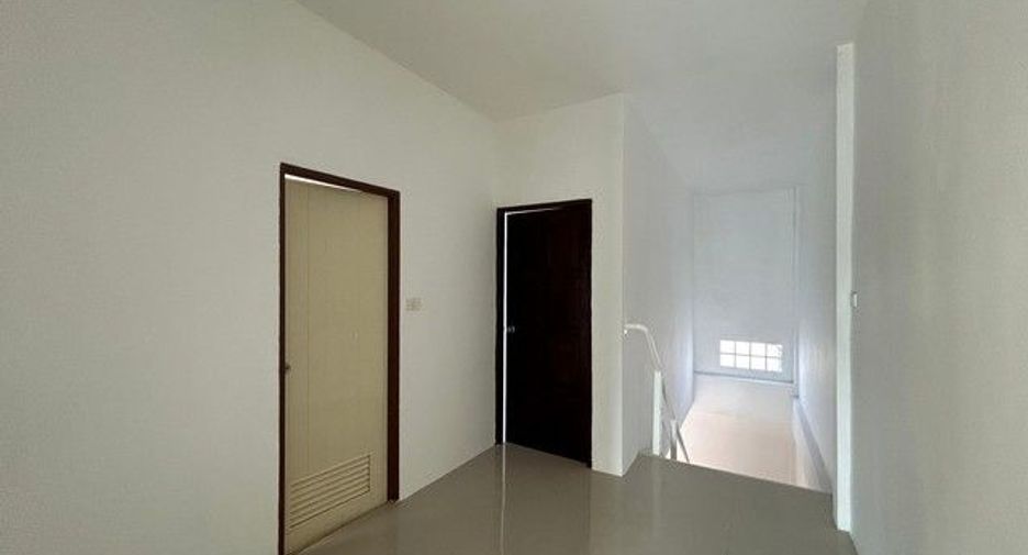 For sale 2 bedrooms retail Space in Tha Sae, Chumphon