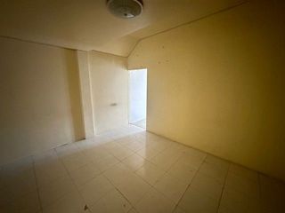 Local comercial en venta de 3 habitaciones en Khiri Rat Nikhom, Surat Thani