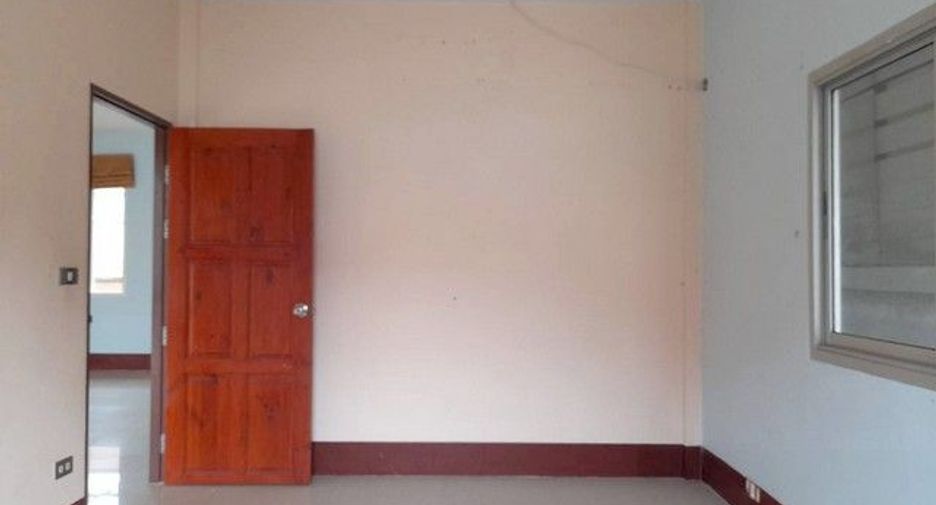 For sale 2 bedrooms house in Khiri Rat Nikhom, Surat Thani