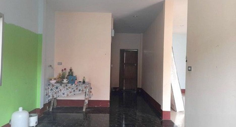 For sale 2 bedrooms house in Khiri Rat Nikhom, Surat Thani