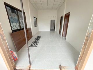 Casa en venta de 2 habitaciones en Chom Thong, Bangkok