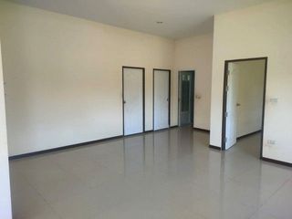 Haus zum Kauf mit 3 Zimmer in Khiri Rat Nikhom, Surat Thani