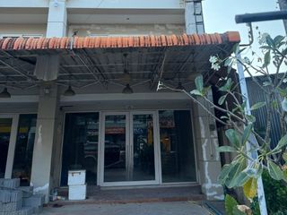 For sale 3 bedrooms retail Space in Thalang, Phuket
