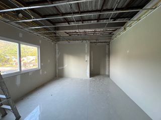 For sale 3 bedrooms retail Space in Thalang, Phuket