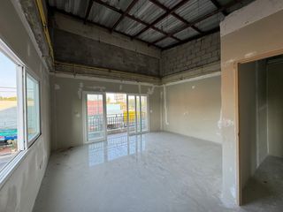 For sale 3 bedrooms retail Space in Thalang, Phuket