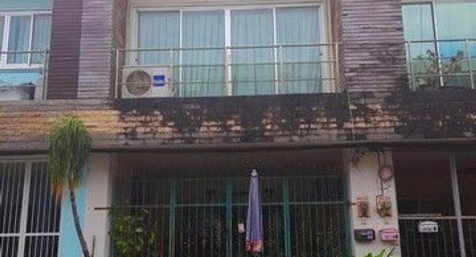 For sale 2 bedrooms retail Space in Thalang, Phuket