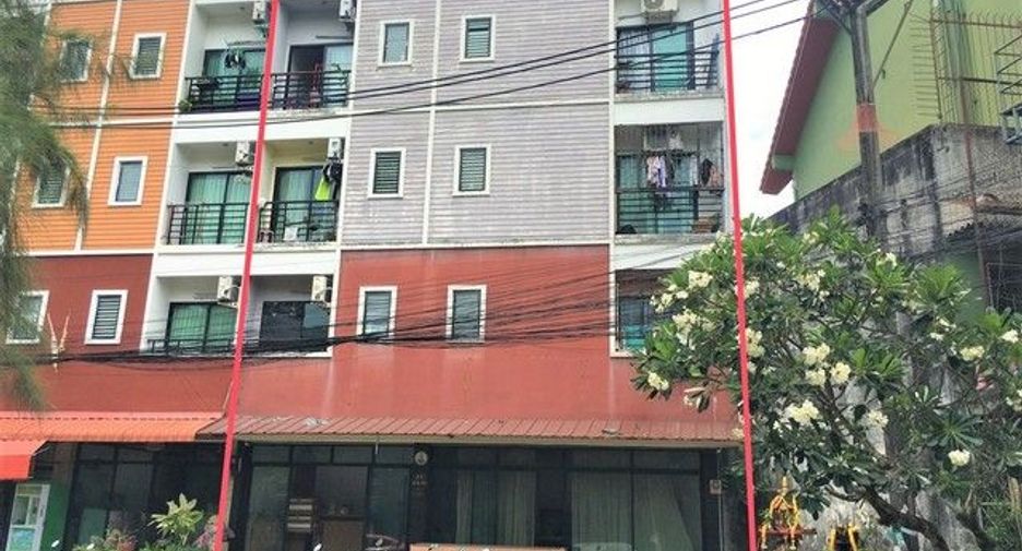 For sale 12 bedrooms retail Space in Thalang, Phuket