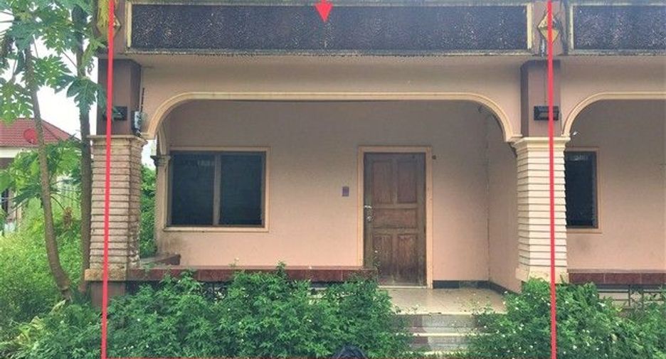 For sale 8 bedrooms townhouse in Kapong, Phang Nga