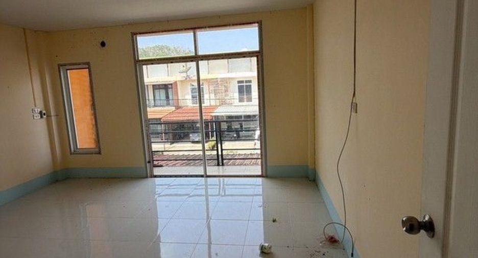 For sale 2 bedrooms retail Space in Kapong, Phang Nga