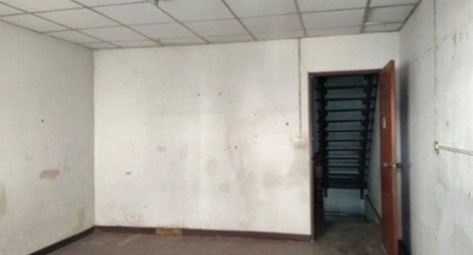 For sale 1 Beds townhouse in Bang Bua Thong, Nonthaburi