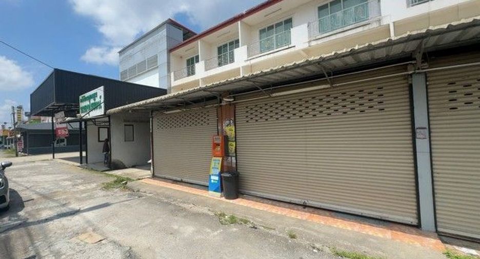 For sale 3 bedrooms retail Space in Khlong Thom, Krabi