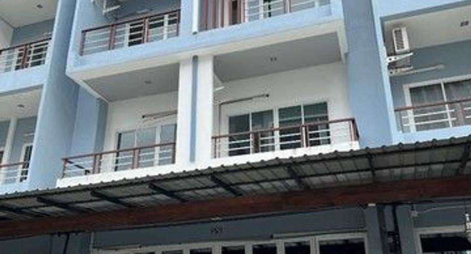 For sale 5 bedrooms retail Space in Khlong Thom, Krabi
