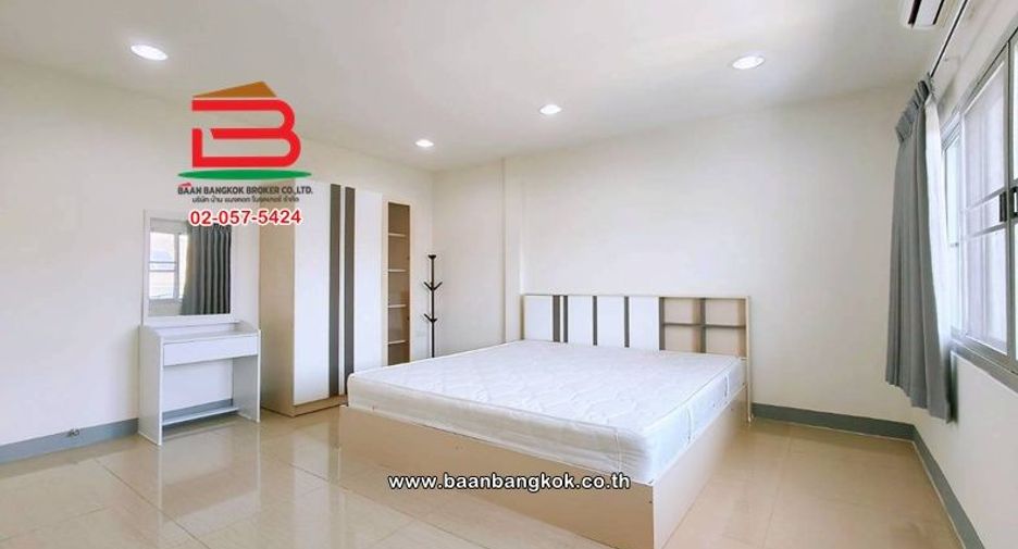 ขาย 4 ห้องนอน บ้านเดี่ยว ใน วังทองหลาง, กรุงเทพฯ