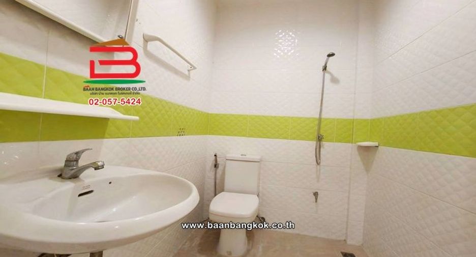 ขาย 4 ห้องนอน บ้านเดี่ยว ใน วังทองหลาง, กรุงเทพฯ