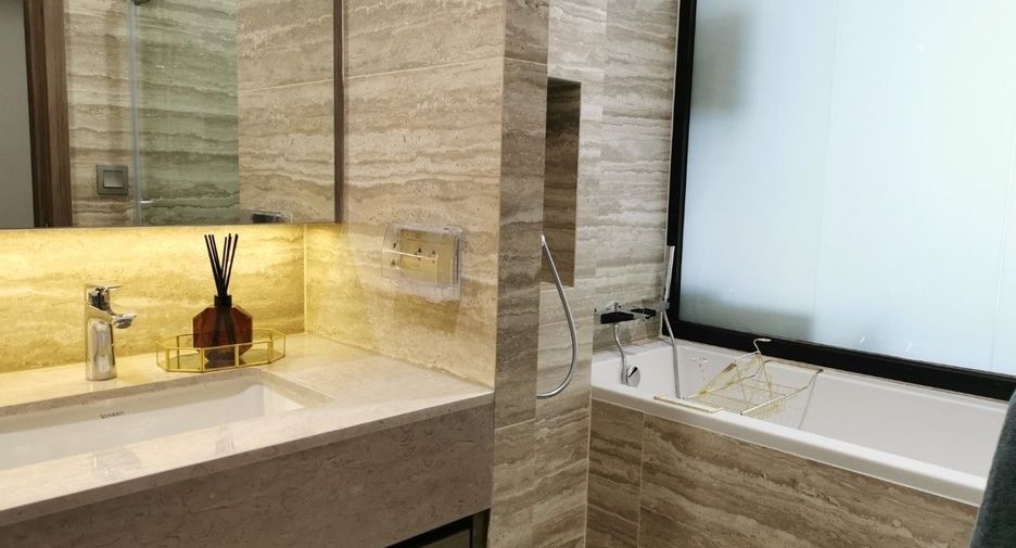 For rent 1 bed condo in Khlong Toei, Bangkok