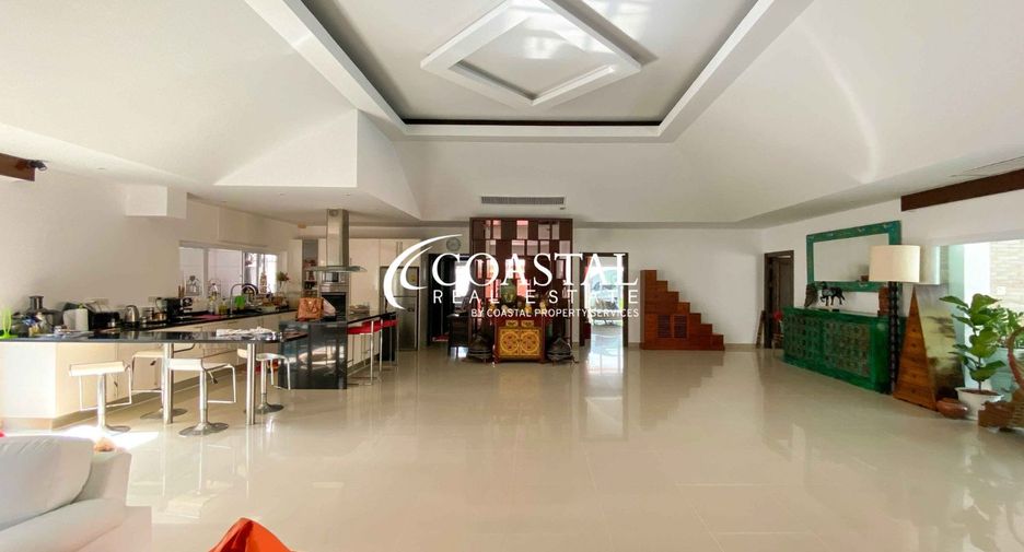For rent and for sale 3 bedrooms house in Bang Lamung, Chonburi
