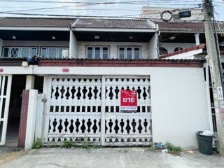 出售 2 卧室 联排别墅 在 Bangkok Noi, 曼谷