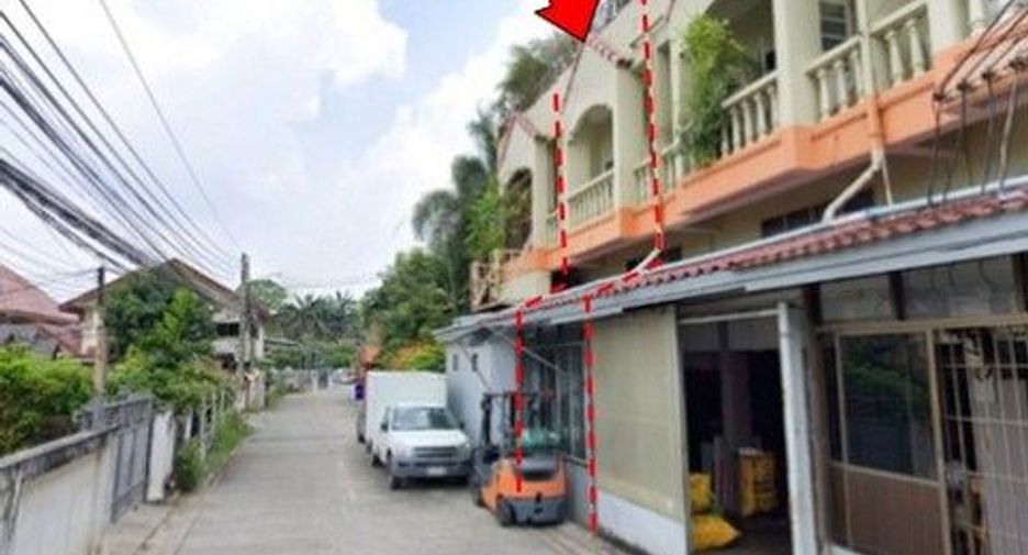 Reihenhaus zum Kauf mit 1 Zimmer in Bang Bua Thong, Nonthaburi