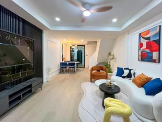 For rent 2 bedrooms townhouse in Mueang Chiang Mai, Chiang Mai