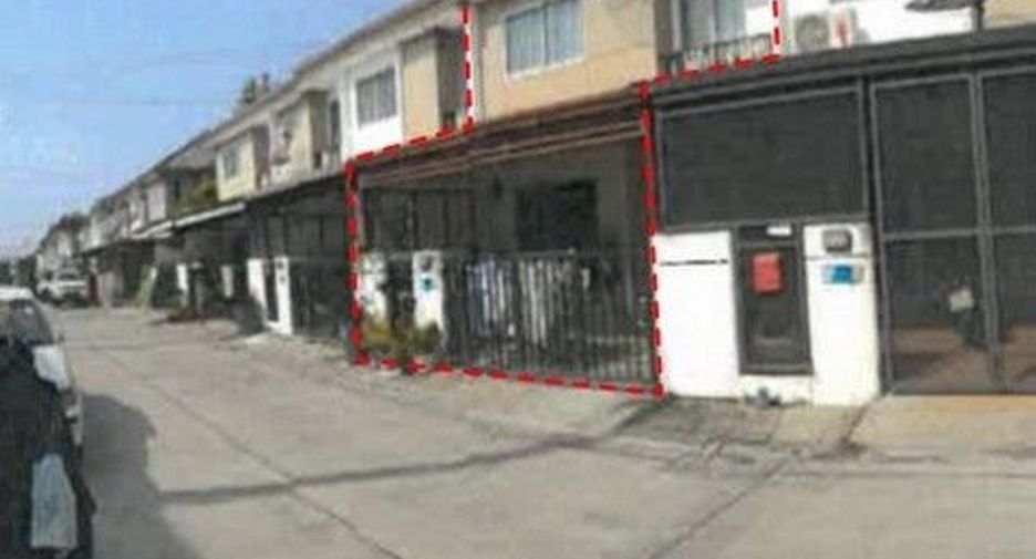 Reihenhaus zum Kauf mit 1 Zimmer in Bang Bua Thong, Nonthaburi