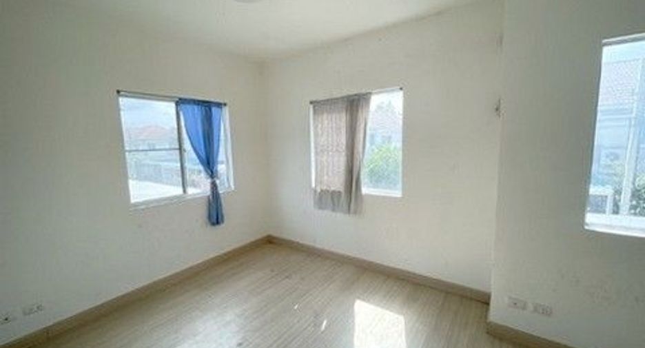 Casa adosada en venta de 1 habitaciones en Bang Bua Thong, Nonthaburi