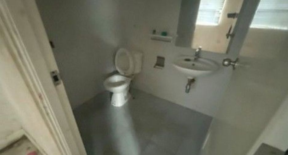 Casa adosada en venta de 1 habitaciones en Bang Bua Thong, Nonthaburi