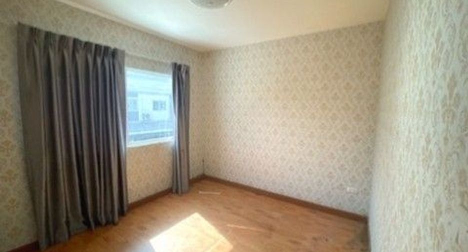 Casa adosada en venta de 1 habitaciones en Bang Bua Thong, Nonthaburi