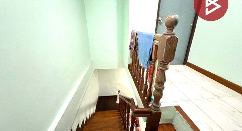 For sale 2 ベッドルーム townhouse in Mueang Samut Prakan, Samut Prakan