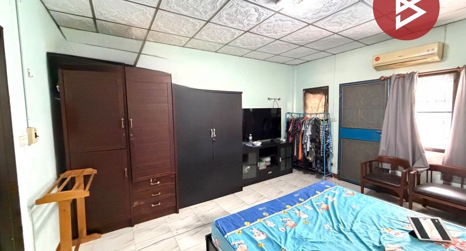 For sale 2 ベッドルーム townhouse in Mueang Samut Prakan, Samut Prakan