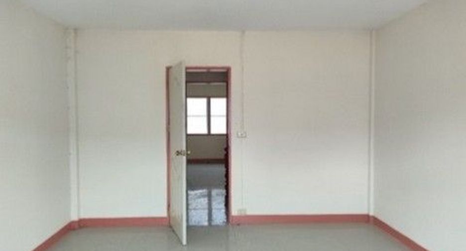 Casa adosada en venta de 1 habitaciones en Bang Bua Thong, Nonthaburi