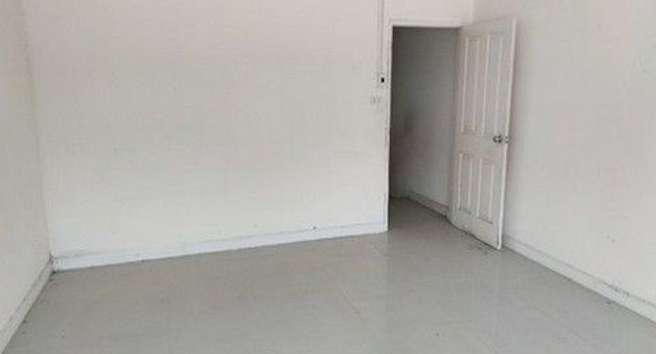 À vendre 1 chambre maison de ville à Bang Bua Thong, Nonthaburi